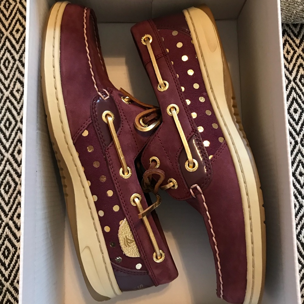 Sperry Bluefish boat shoes **NEW in box** 7.5M
